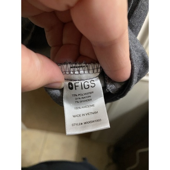 FIGS Rafaela Scrub Top V-Neck Graphite Grey Sleeveless M WXXSW1003 PO#1273 - Picture 9 of 15